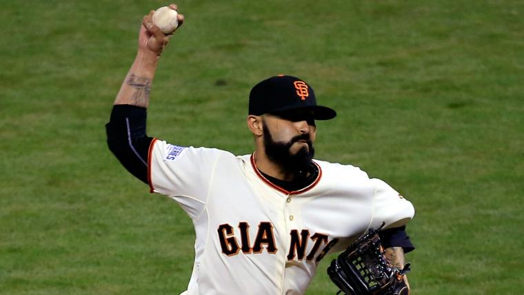 Sergio Romo pone fin a su carrera con una memorable despedida  image