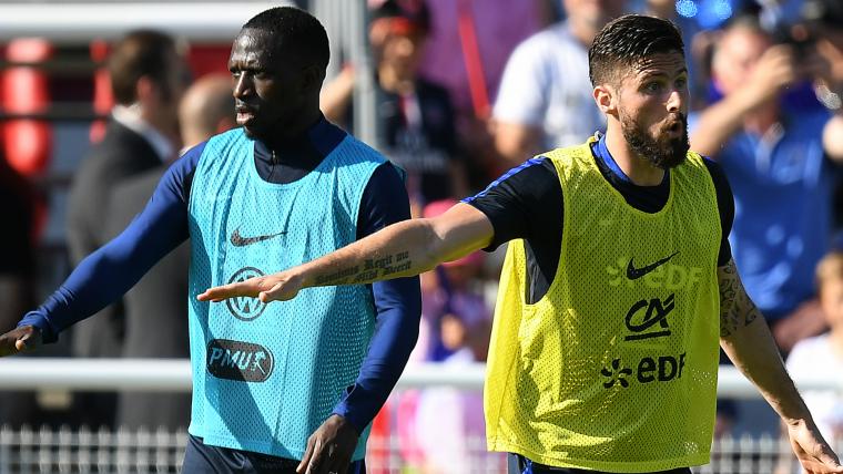 Giroud: I tried to convince Sissoko image