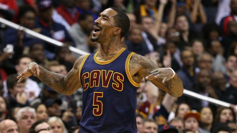 J.R. Smith's in-game hug 'embarrassed' Tyronn Lue, but Cavs moving on image