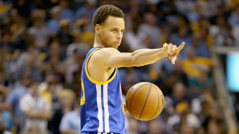 Stephen Curry reminds us that only he can take Warriors deep image