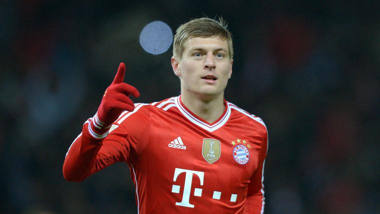 Toni Kroos move image