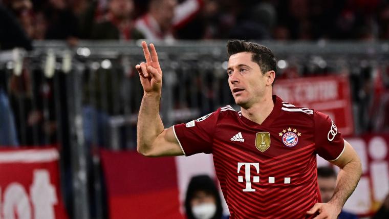 Lewandowski nets hat-trick in milestone appearance image