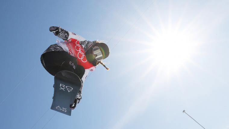 Chloe Kim Olympics results: USA star advances to halfpipe final at 2022 Winter Games image