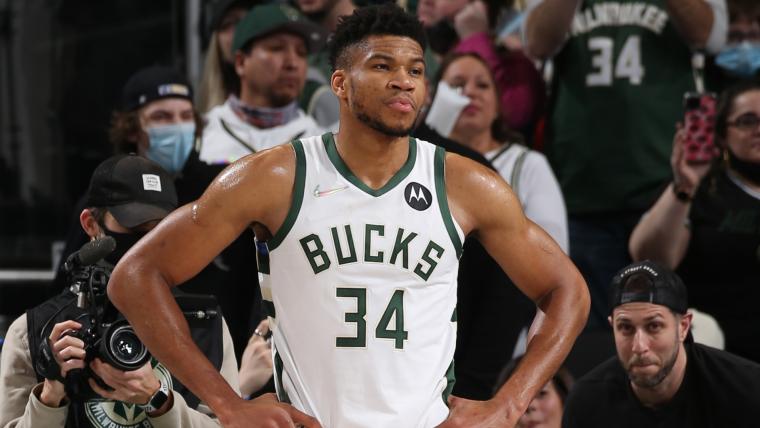 Is Giannis Antetokounmpo playing tonight in Bucks vs. 76ers on TNT? image