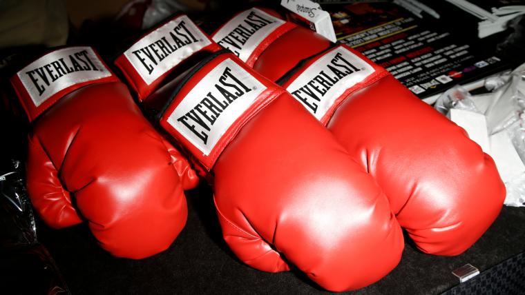 Boxing scoring, explained: A guide to understanding the rules, points system and judges image