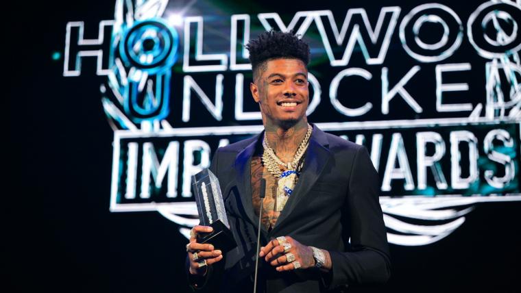 เขาคือใคร ? ทำความรู้จัก BlueFace คู่ชกของ นิก ยัง อดีตนักบาส NBA ในศึก Social Gloves 2022 image