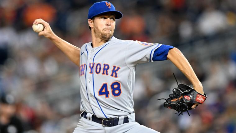 How Jacob deGrom addition impacts the Rangers' World Series odds image