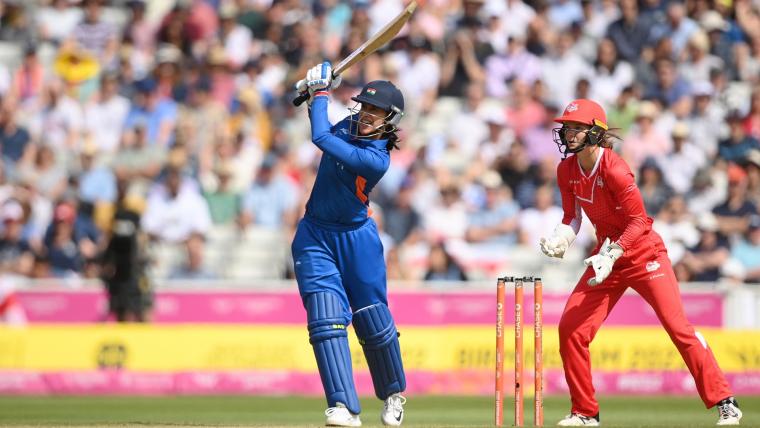 Mandhana sparkles as India defeat England and go for Commonwealth gold image