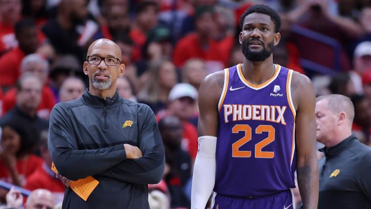 The situation between Deandre Ayton and the Suns seems to be very awkward image