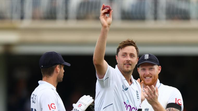 Robinson and Broad skittle South Africa as England take lead in series decider image