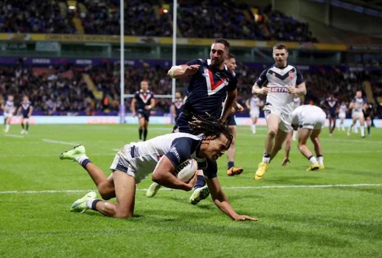 Hall and Young shine as England record 42-18 win over France image