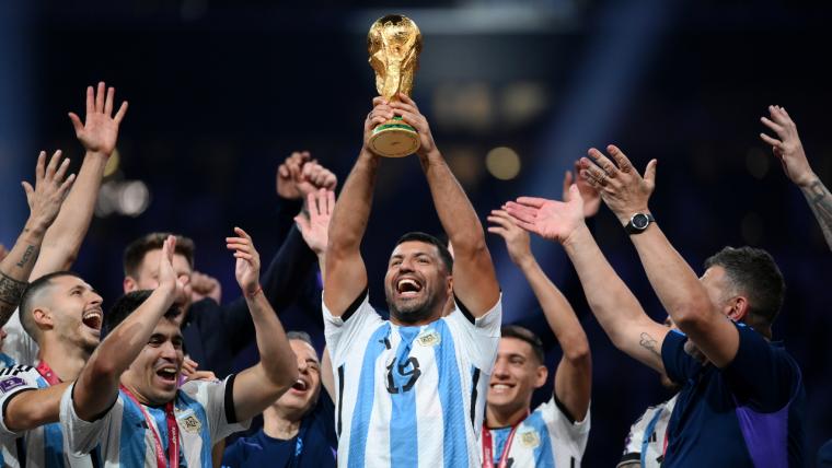 Sergio Aguero gets to lift World Cup trophy as retired Argentina striker goes 'full John Terry' image