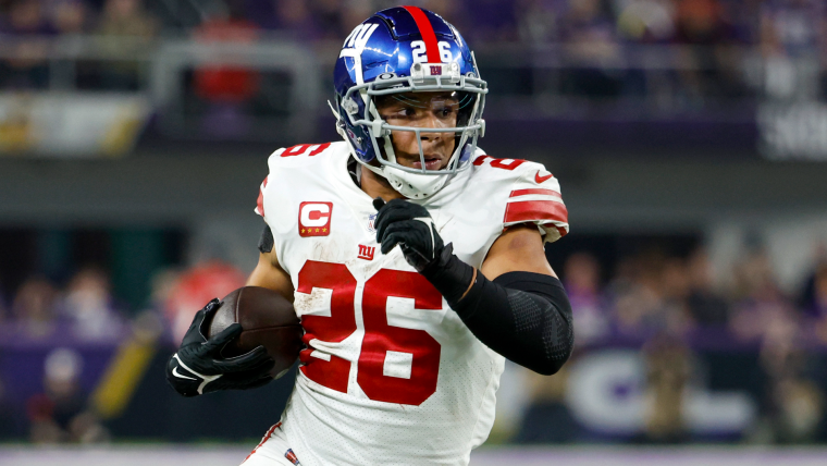 Saquon Barkley contract details: Why Giants star ended 2023 hold out threat with surprise one-year deal image