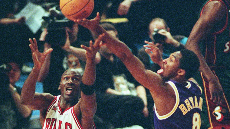 All-Star Game en el recuerdo: a 25 años del duelo entre Jordan y Kobe Bryant
 image