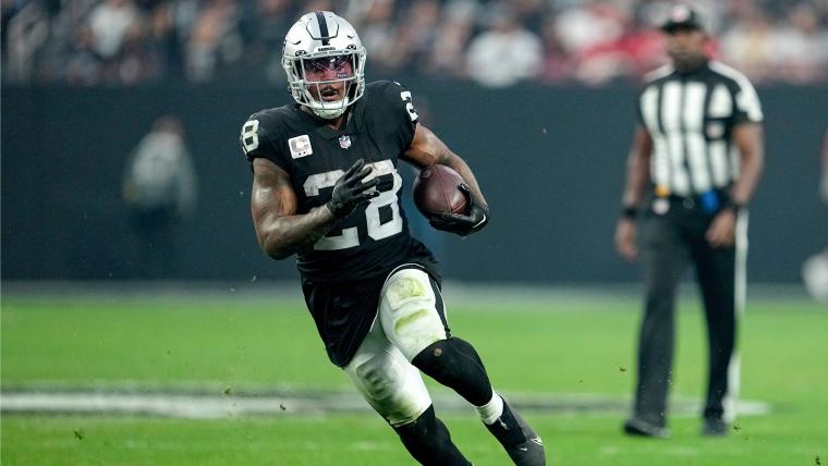 Raiders expected to use franchise tag on Josh Jacobs if no deal reached by deadline image