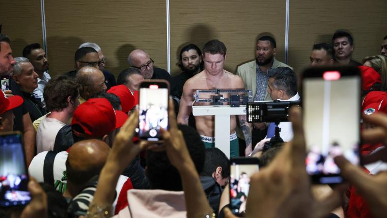What channel is Canelo Alvarez vs. John Ryder on tonight? How to watch, buy 2023 boxing fight image