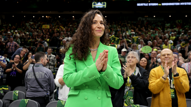 Sights and Sounds: Storm retire Sue Bird's jersey  image