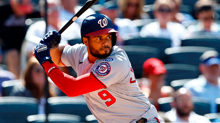 Cubs acquire third baseman Jeimer Candelario from Nationals image