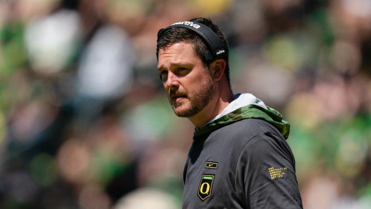 Oregon's Dan Lanning won't miss Colorado in Pac-12 image