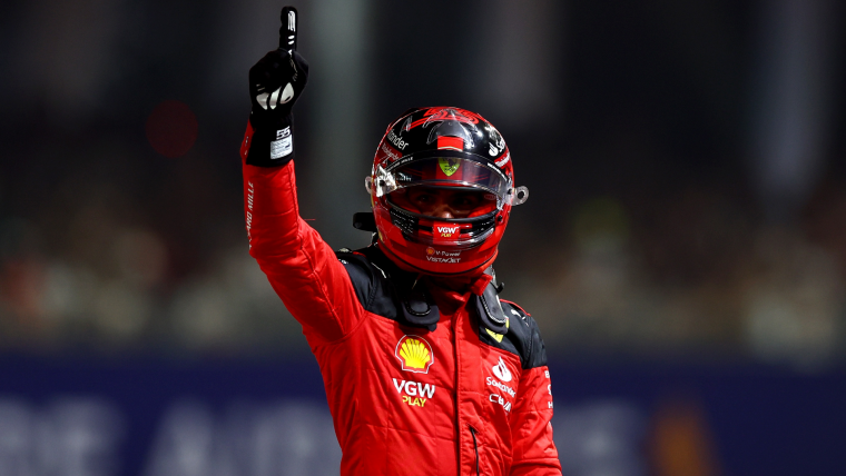 Sainz takes pole in Singapore as Verstappen falters in Q2 image