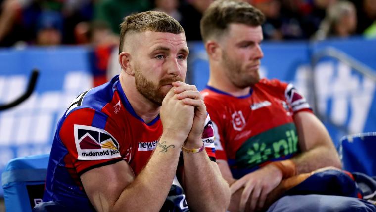 NRL contract news: Knights halfback Jackson Hastings denies Super League rumours image