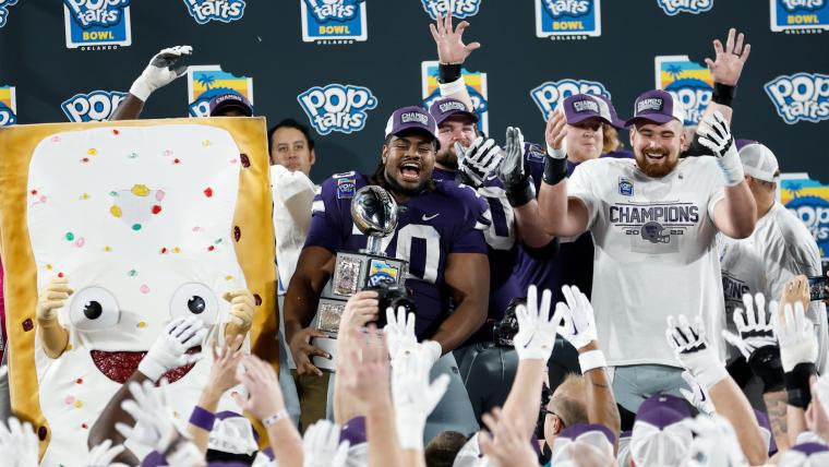 Bowl season winners & losers: Washington's Pac-12 curtain call, Jim Harbaugh and, yes, Pop-Tarts image