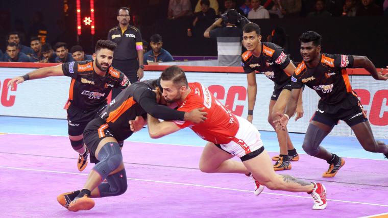Top defenders in PKL season 10: Updated list of players with most tackle points in Pro Kabaddi League image