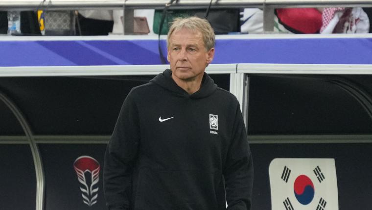 Hợp đồng Jurgen Klinsmann với đội tuyển Hàn Quốc: HLV người Đức được đền bù bao nhiêu khi bị sa thải? image