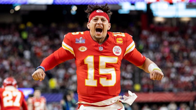 Patrick Mahomes contract status: How Chiefs quarterback's team-friendly deal could aid in three-peat quest image