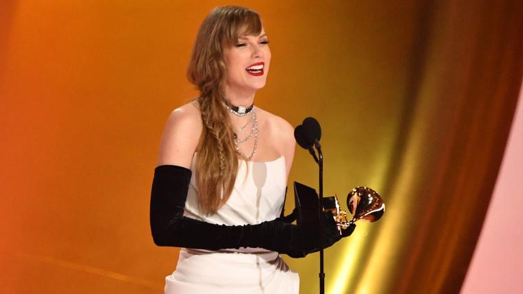 Taylor Swift celebrated at Grammys with hit joke by Trevor Noah image