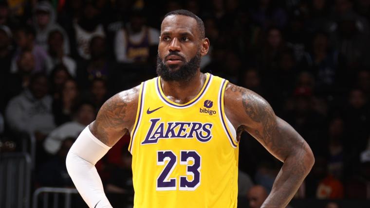 LeBron James, las opciones de que se retire y su futuro con los Lakers image