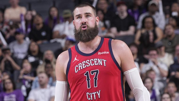 Wizards center is seen as a trade target for the Lakers image