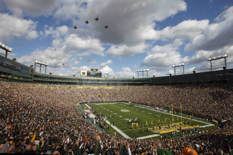 3 top Lambeau