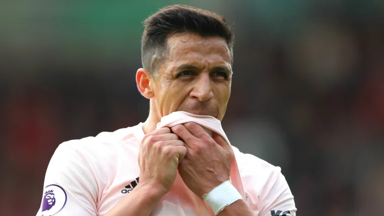 Alexis Sanchez earns up to £25m-a-year, how on earth do Man Utd offload transfer flop? image