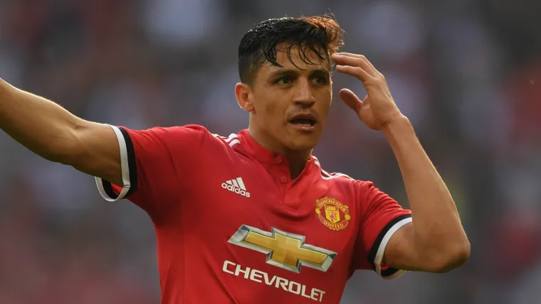 Sanchez's Man Utd tour arrival delayed by administrative issues image