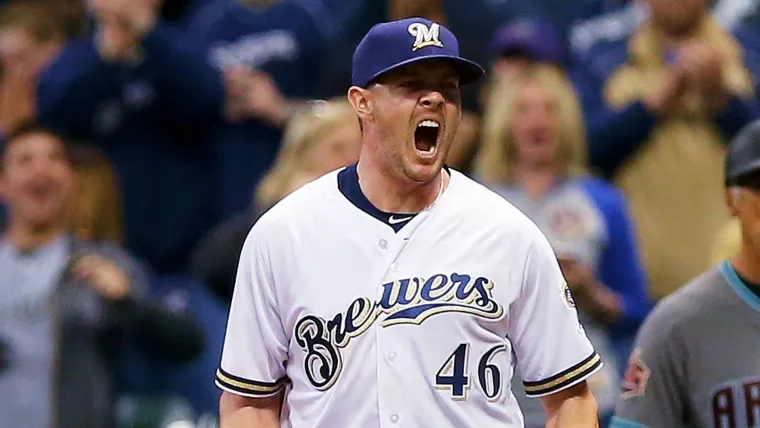 Brewers' voracious bullpen relies on velocity, versatility to dominate image