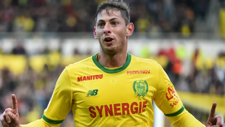 Nantes grant Cardiff extension over Sala payment, Warnock confirms image
