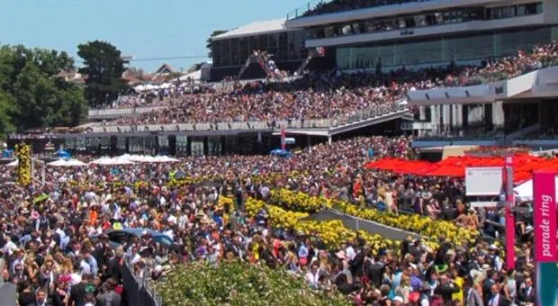 Flemington_crowd1.jpg