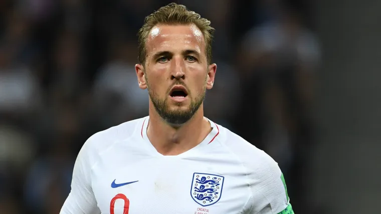 No way England can rest captain Kane - Neville image