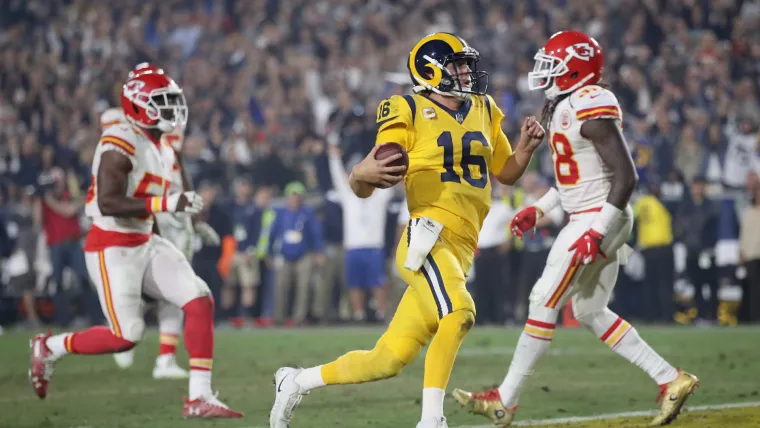 Chiefs vs. Rams results: Score, highlights from epic Monday night game image