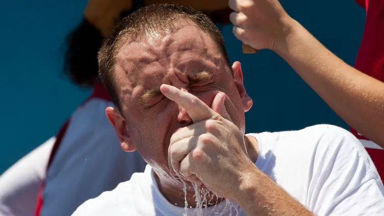 Joey Chestnut.jpg