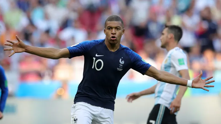 Pele congratulates Mbappe on matching World Cup record image