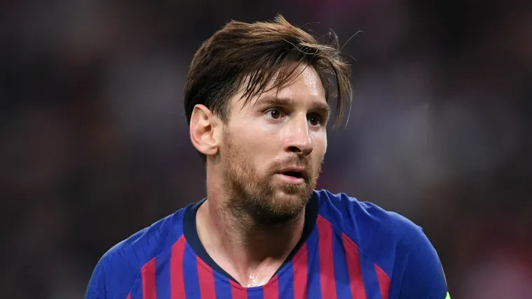 Messi is the best ever - Coutinho hails Barcelona star image