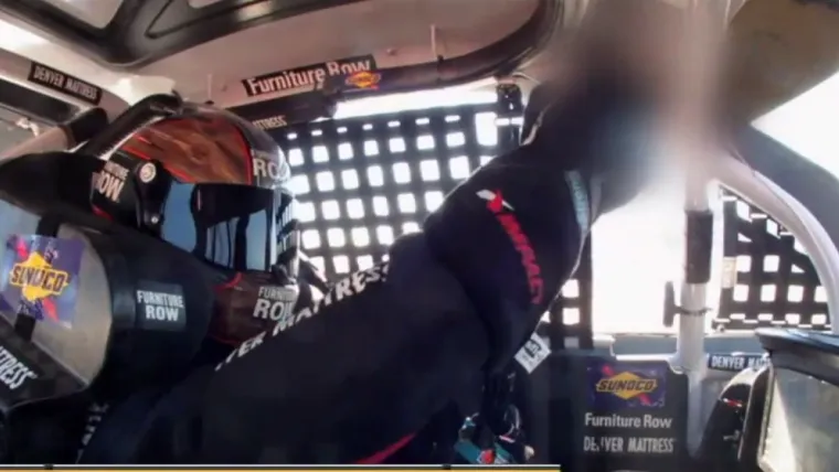 In-car audio from Chicagoland: Martin Truex Jr. cusses out, flips off Kevin Harvick image