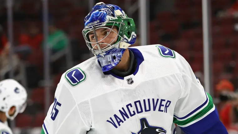 Canucks goaltender Michael DiPietro given rough ride in NHL debut image