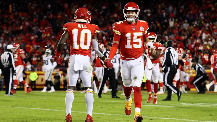 patrick-mahomes-tyreek-hill-getty-012721-ftr.jpg