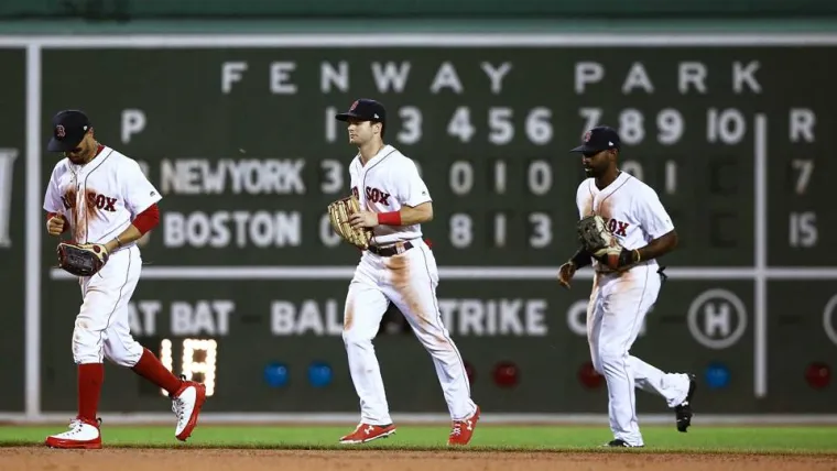 red-sox-at-fenway