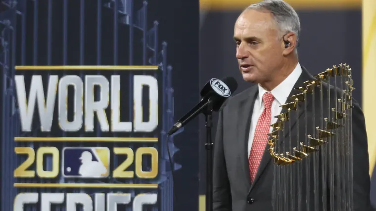 Rob Manfred booed while presenting World Series trophy to Dodgers; fans confused by speech image