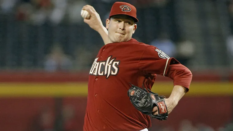 MLB trade rumors: D-backs send Trevor Cahill to Braves for prospect image