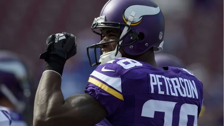 Adrian Peterson almost missed Sunday's game after wife gave birth image